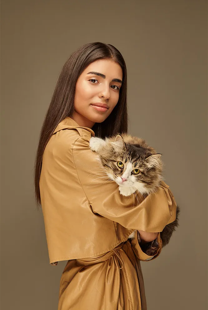 Карина Гасанова и кот Тесей