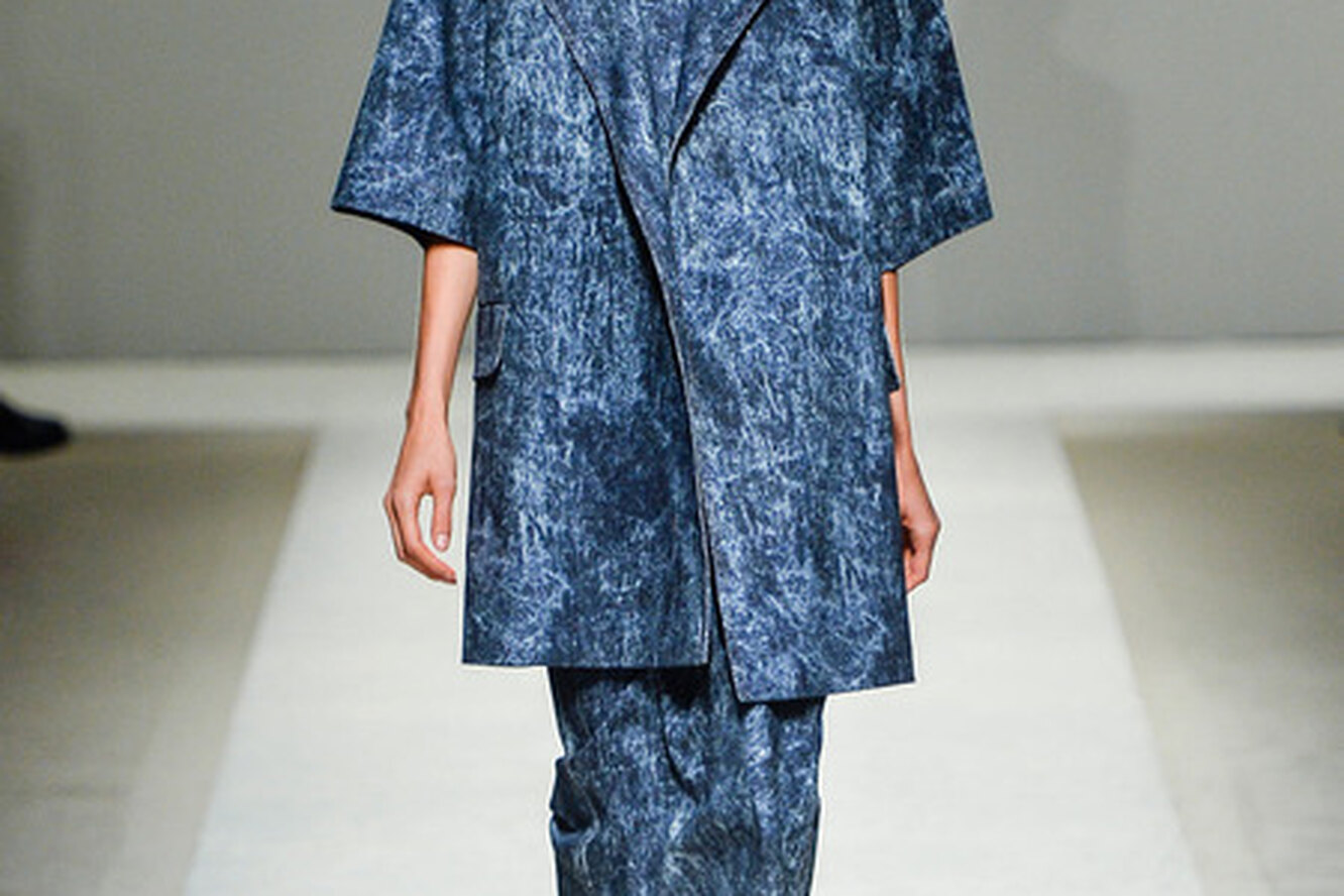 Добавить в виш-лист