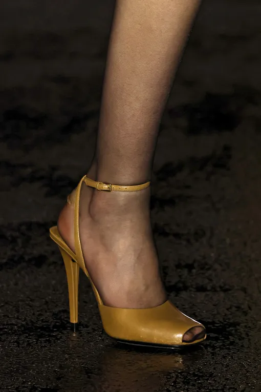 Saint Laurent осень-зима 2024/2025 Saint Laurent осень-зима 2024/2025