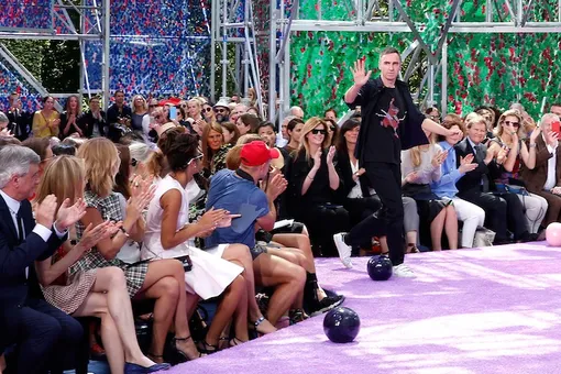 Dior без креативного директора Dior без креативного директора