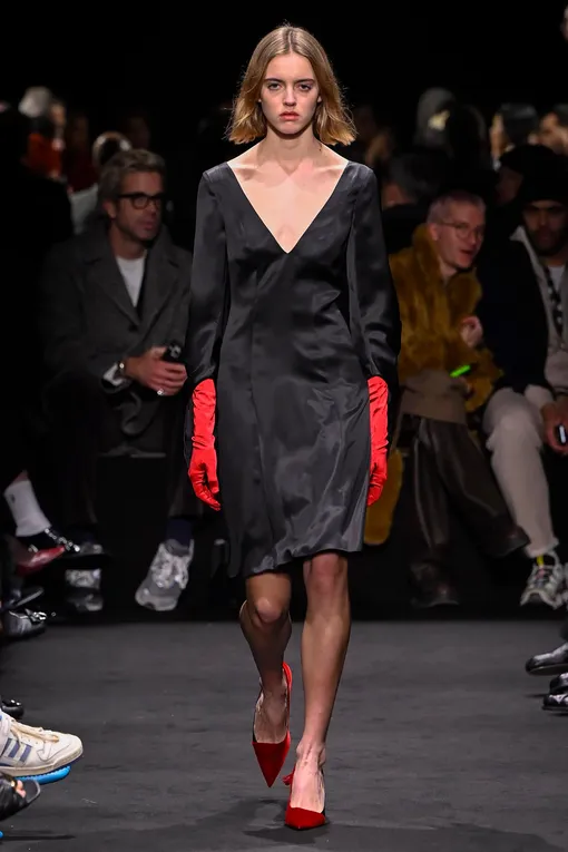 JW ANDERSON осень зима 2024/25 JW ANDERSON осень зима 2024/25