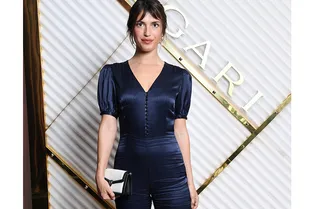 От Джей Ло до королевы Летиции: 18 примеров, что комбинезон — лучшая альтернатива вечернему платью