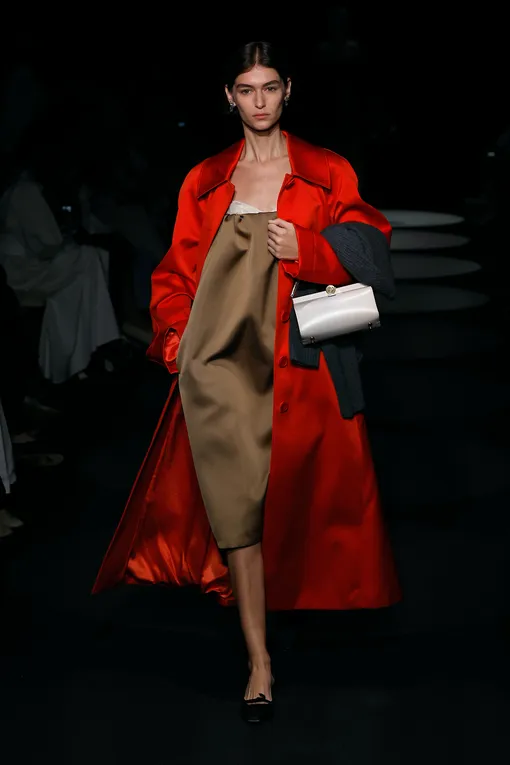 Altuzarra весна-лето 2024 Altuzarra весна-лето 2024