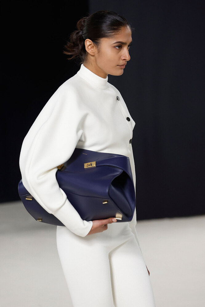 Ferragamo осень-зима 2023/24