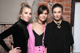 Светлана Бондарчук, Снежана Георгиева и Надежда Оболенцева на премьере фильма «Без комментариев»