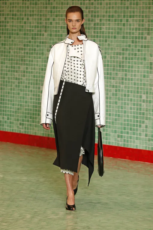 Tory Burch весна-лето 2025 Tory Burch весна-лето 2025