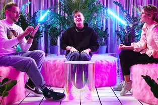 Badoo запустили подкаст «Иван Иванов заходил вчера» с Ксюшей Дукалис и Андреем Бебуришвили