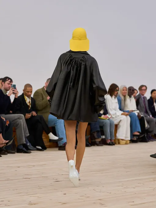 Loewe весна-лето 2026 Loewe весна-лето 2026