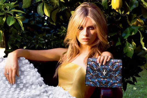Лотти Мосс стала лицом линии аксессуаров Bulgari Лотти Мосс стала лицом линии аксессуаров Bulgari