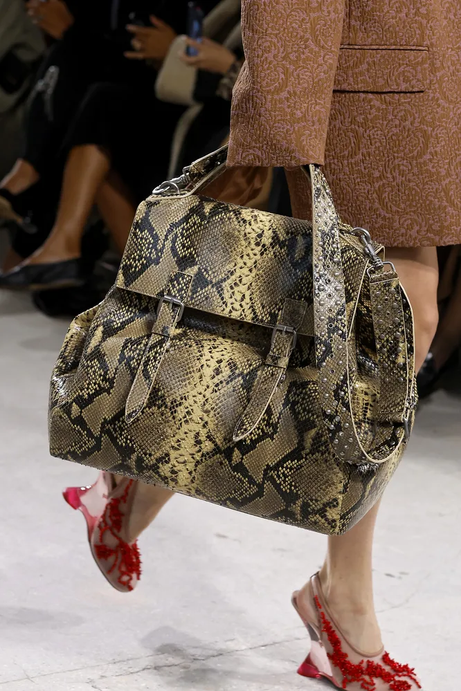 Dries Van Noten весна-лето 2025