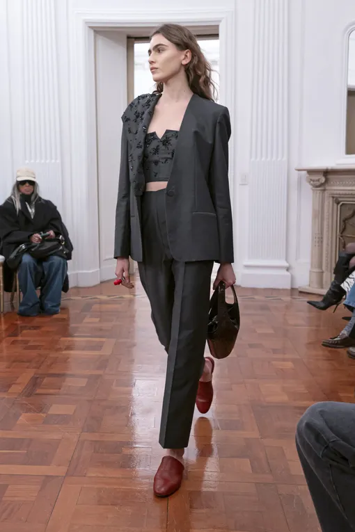 Alberta Ferretti осень-зима 2025/2026 Alberta Ferretti осень-зима 2025/2026