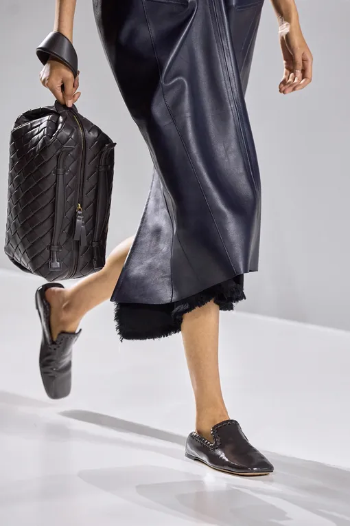 Bottega Veneta весна-лето 2026