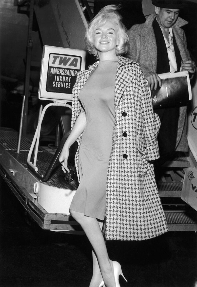 Мэрилин Монро в аэропорту Нью-Йорка, 1961 год