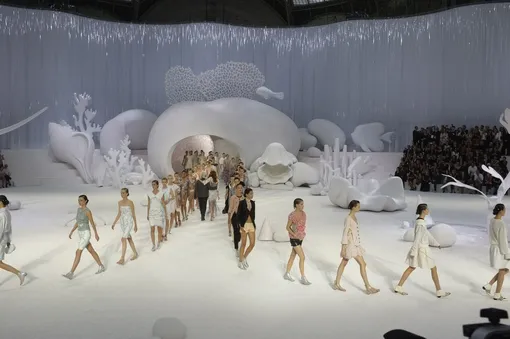 Paris Fashion Week Spring/Summer 2012 Paris Fashion Week Spring/Summer 2012