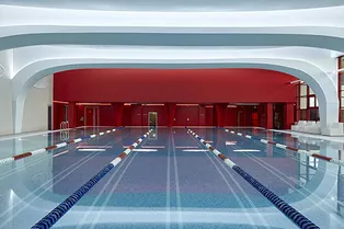 Самый красивый бассейн мира найден в Москве