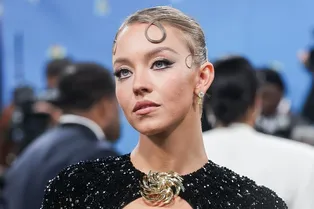 Kiss curls: главная прическа Met Gala 2025 вдохновлена стилем 1920-х