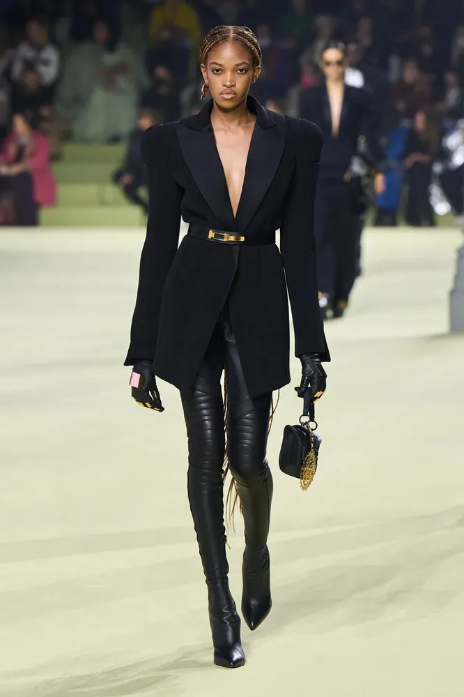 BALMAIN осень-зима 22/23 BALMAIN осень-зима 22/23