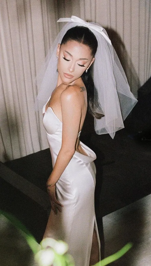 Свадьба Арианы Гранде и Далтона Гомеса, 2021