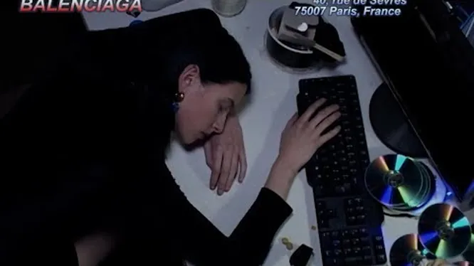 Нажмите и смотрите Нажмите и смотрите