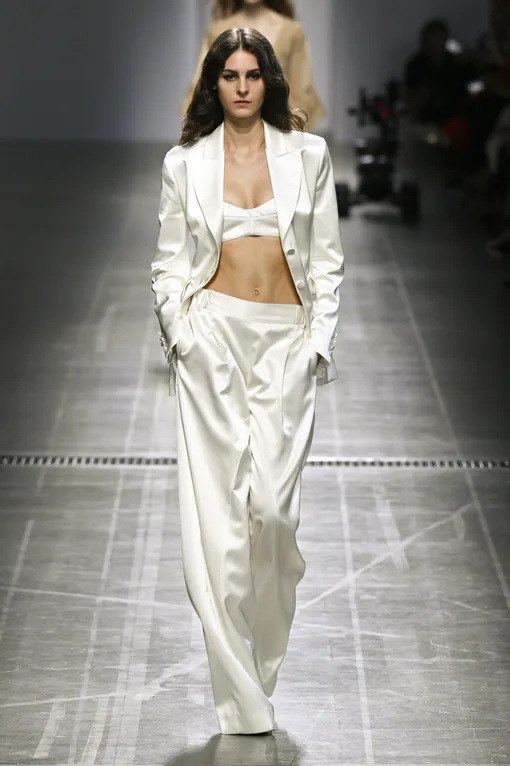Ermanno Scervino весна-лето 2025 Ermanno Scervino весна-лето 2025