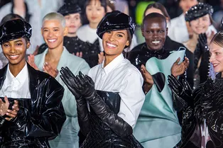 Коллекция Balmain, в вещах из которой модные девушки будут сиять и веселиться следующей осенью