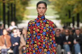 Дофаминовая мода: как поднять себе настроение с помощью одежды