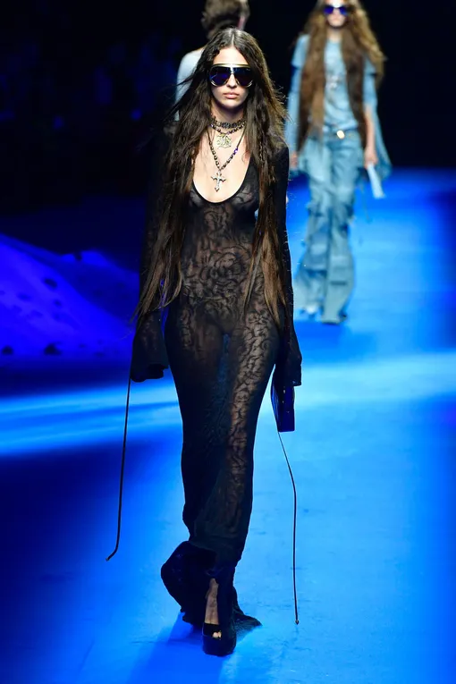 Blumarine весна-лето 2023