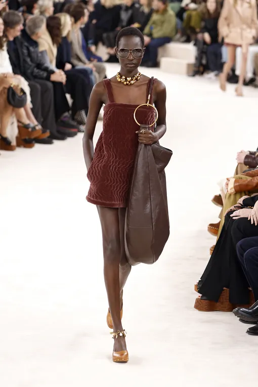 Chloé осень-зима 2024/25 Chloé осень-зима 2024/25