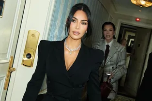 Почему бриллианты Ким Кардашьян на суде в Париже — это гениальный маркетинговый ход