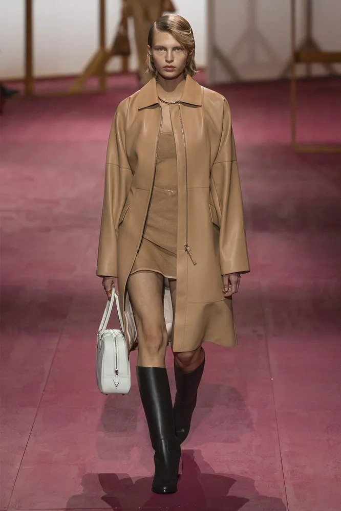 Hermès весна-лето 2025