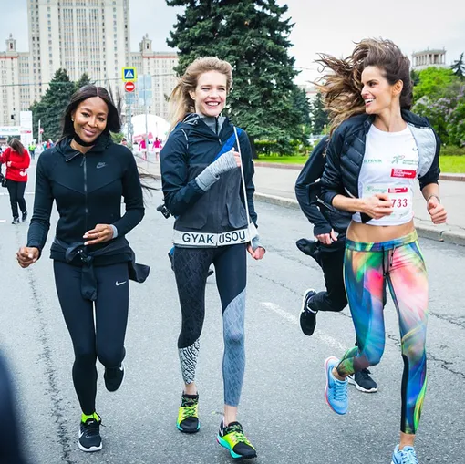 Наоми Кэмпбелл, Наталья Водянова и Изабель Гулар Наоми Кэмпбелл, Наталья Водянова и Изабель Гулар