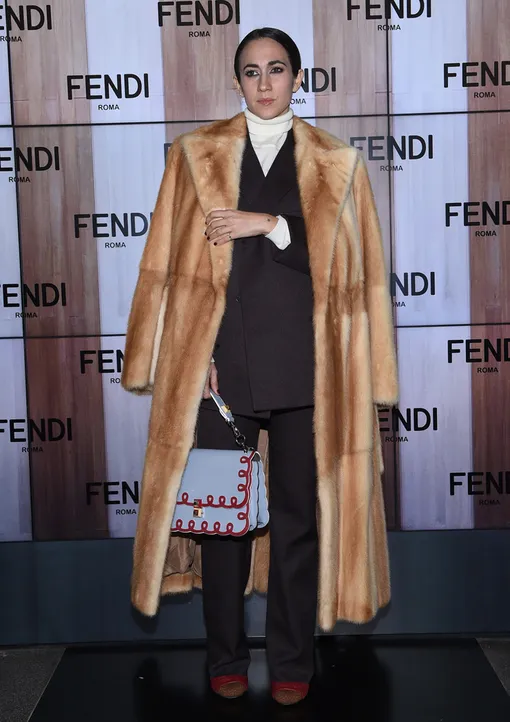 Дельфина Делеттре Дельфина Делеттре