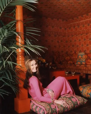 Нью-йоркская квартира Глории Стайнем, 1969 год Нью-йоркская квартира Глории Стайнем, 1969 год
