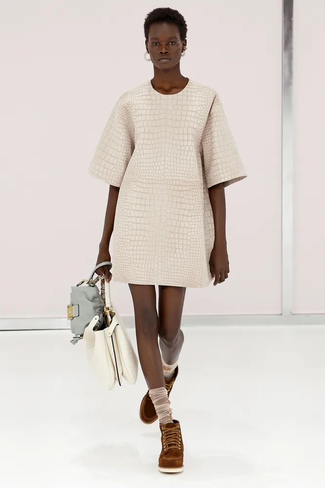 Fendi весна-лето 2025 Fendi весна-лето 2025