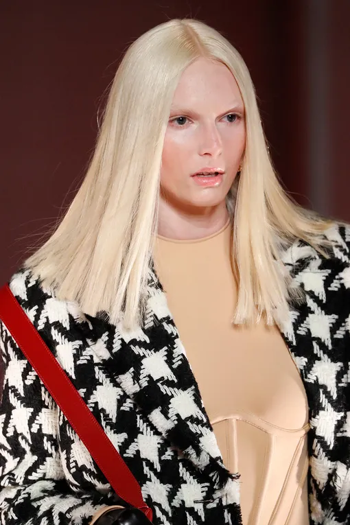Versace осень-зима 2022 Versace осень-зима 2022
