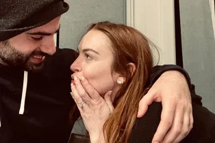 Линдси Лохан объявила о помолвке