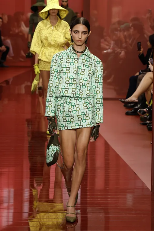Gucci весна-лето 2025
