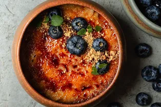 Праздничные завтраки и самый необычный кинотеатр: чем заняться в Санкт-Петербурге на майских