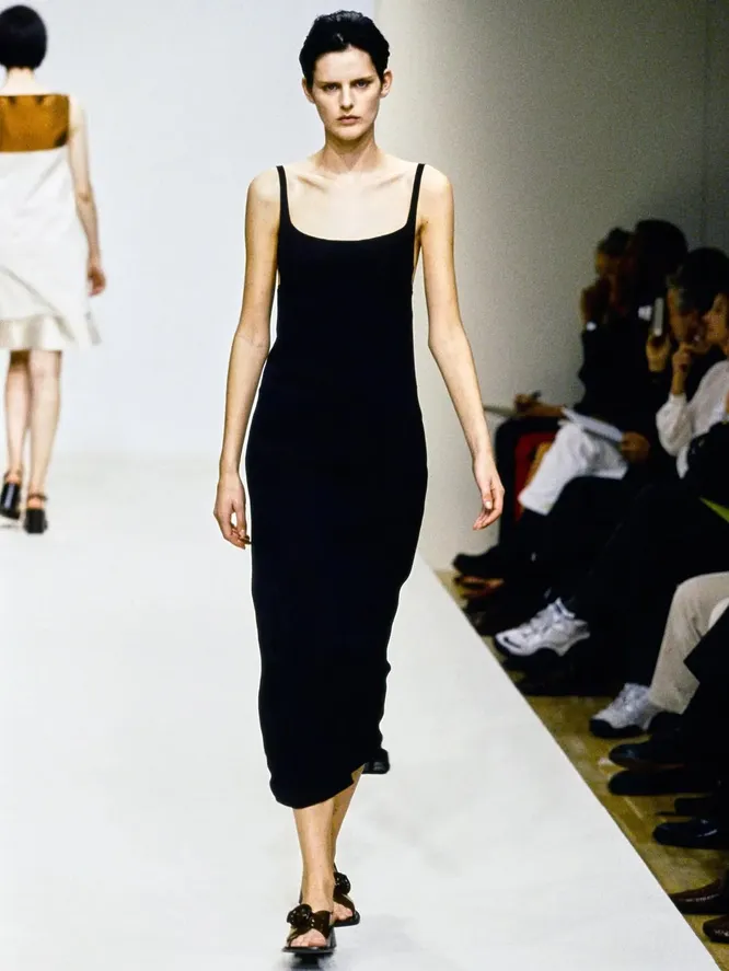 Prada весна-лето 1996