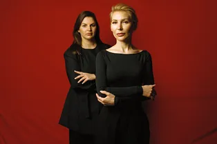 «Мизогиния – это зло»: Алена Попова и Анна Ривина о том, почему женщинам нужно объединяться в борьбе с домашним насилием