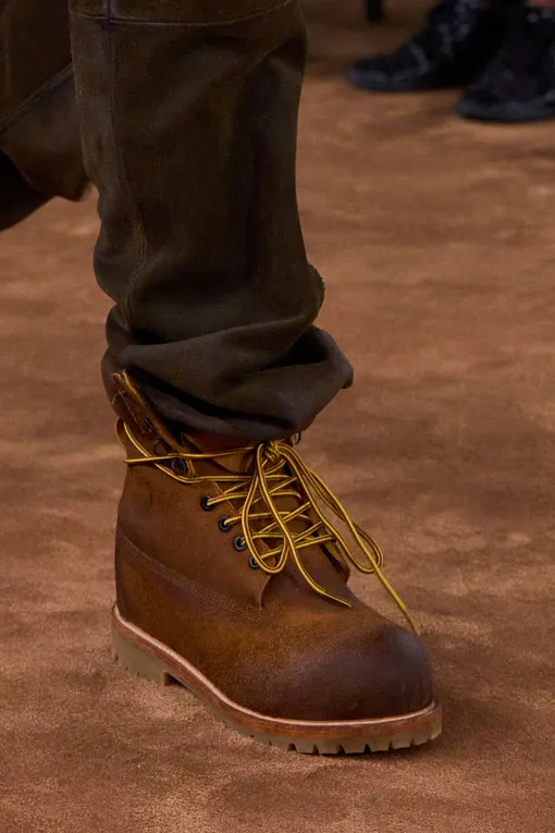 Коллаборация Acne Studios и Timberland, показ Acne Studios весна-лето 2026