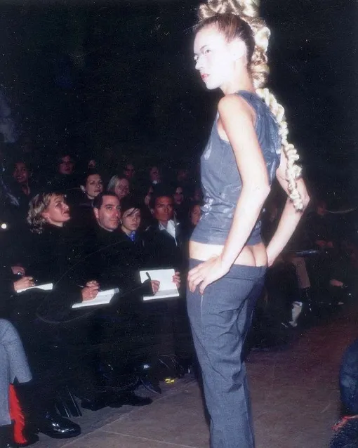 Alexander McQueen весна-лето 1994, коллекция Nihilism