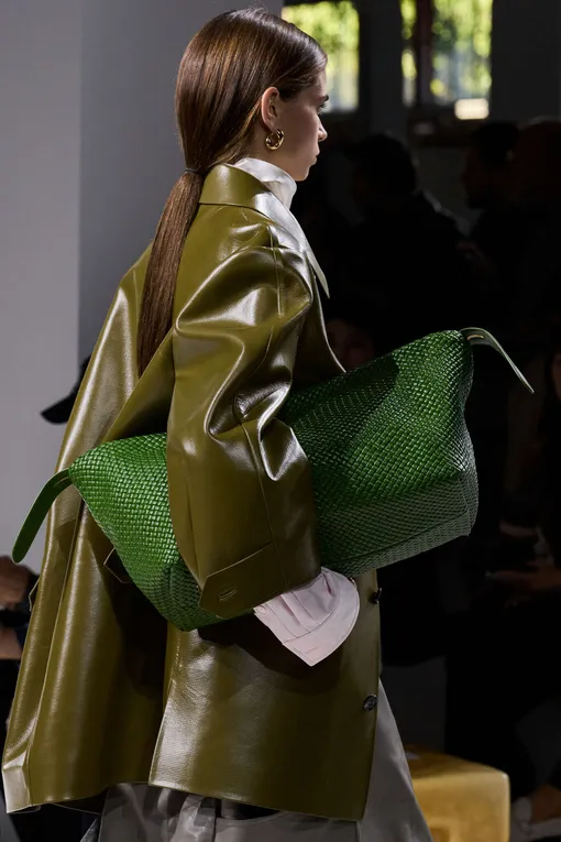 Bottega Veneta весна-лето 2026