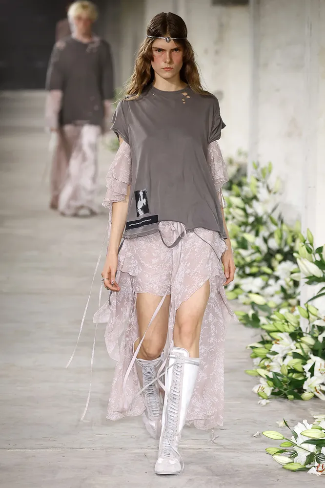 Ann Demeulemeester весна-лето 2025