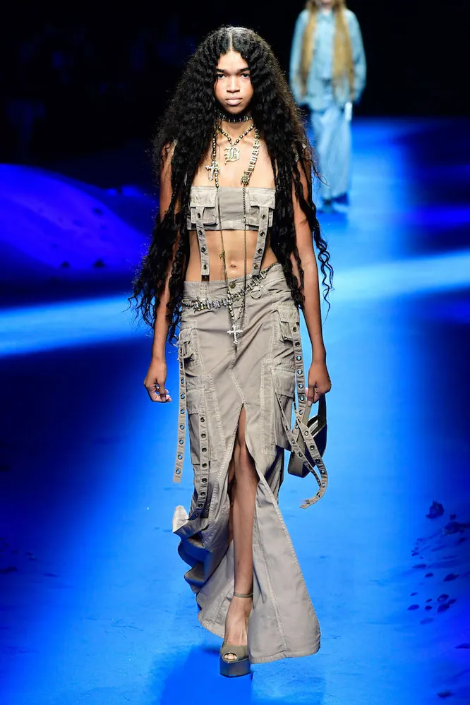 Blumarine весна-лето 2023 Blumarine весна-лето 2023