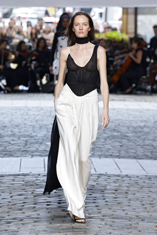 Prabal Gurung весна-лето 2025 Prabal Gurung весна-лето 2025
