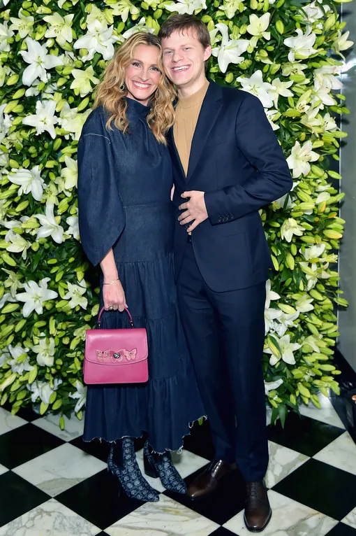 Джулия Робертс и Лукас Хеджес