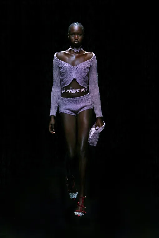 Blumarine осень-зима 2021/22 Blumarine осень-зима 2021