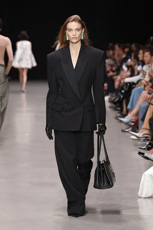 Stella McCartney весна-лето 2026 Stella McCartney весна-лето 2026