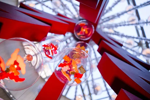 3 модные елки в европейских отелях 3 модные елки в европейских отелях